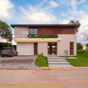 Casa En Venta | Urubó Village