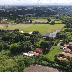 Terreno En Venta – Zona Norte Avenida Prolongacion Beni