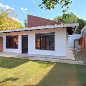 Inmueble # 766 Terreno Con Dpto, Av. Banzer Entre 6to Y 7mo Anillo