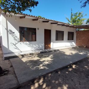 Casa Familiar Y Económica En Venta Av. Virgen De Luján
