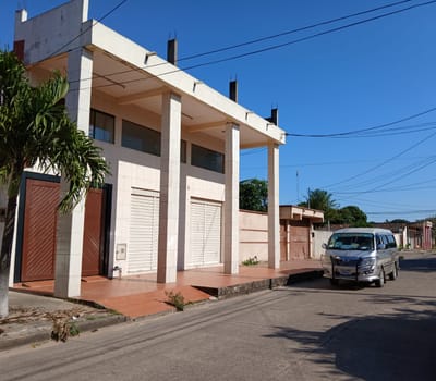 ???? ¡propiedad Comercial Y Familiar En El Centro De Montero! ????