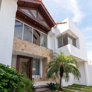 Casa En Alquiler - Equipetrol