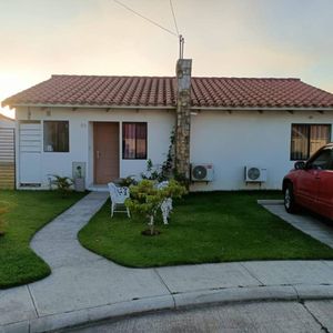 Casa Amoblada En Alquiler En Fontana La Rivera 2