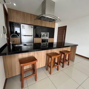 Hermoso Departamento Amoblado De 1 Dormitorio En Alquiler, Sirari Equipetrol