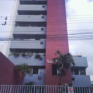 En Pleno Equipetrol, Departamento De 3 Dorms En Anticretico