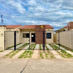 Casa En Venta De 2 Dormitorios - Zona Norte