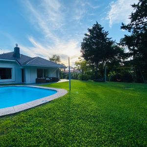 Casa De 3 Dormitorios En Jardines De Cordoba Punta Del Este