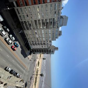 Venta De  Apartamiento Bulevar España Y Rambla 3 Dorm Y Garage 