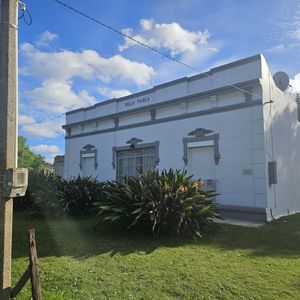Casa De 4 Dormitorios Mas Terreno De 3.500 Metros En Barrio Peñarol! 