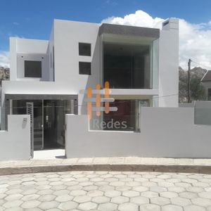 En Venta Casa: Condominio Privado Aranjuez