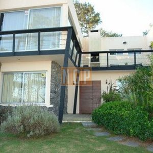 Hermosa Casa