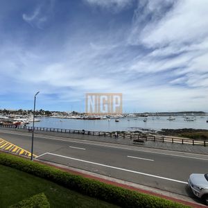 Primera Linea Con Vista Al Puerto