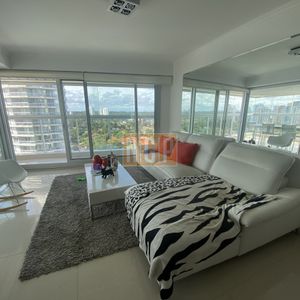 Departamento De 2 Dormitorios En Miami Boulevard, Punta Del Este