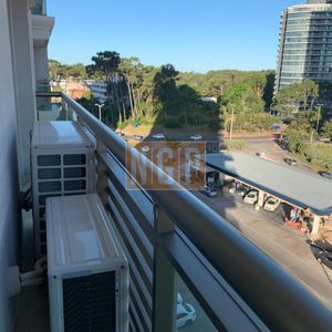 Edificio A Pasos De Punta Shopping
