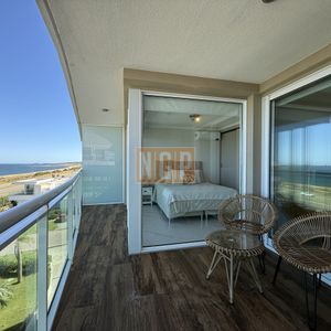 Edificio Frente Al Mar Con Servicios