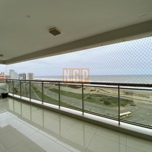 Venta Apartamento Imperiale I Tres Dormitorios Punta Del Este.