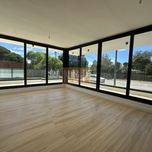 Apartamento En Venta De 2 Dormitorios, Aidy Grill, Punta Del Este.