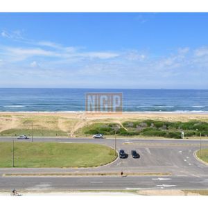 Apartamento En Brava, 3 Dormitorios