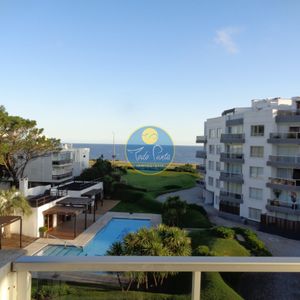 Primera Linea  3 Dormitorios 3 Baños Venta Buen Metraje En Punta Del Este
