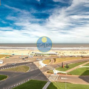 Apartamento En Brava, 3 Dormitorios *