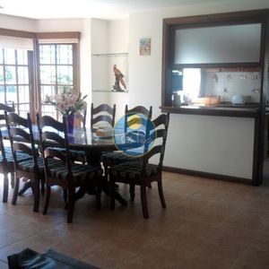 Casa 4 Dormitorios, A Metros Del Hotel Enjoy Y Playa Mansa
