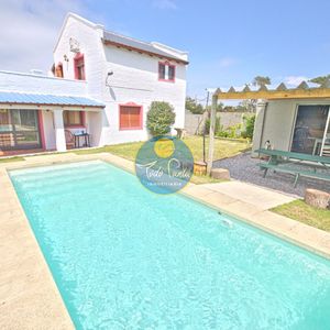 Casa En Alquiler En Manantiales Con Piscina Climatizada