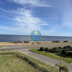 Frente Al Mar, Edificio De Categoría, Mansa