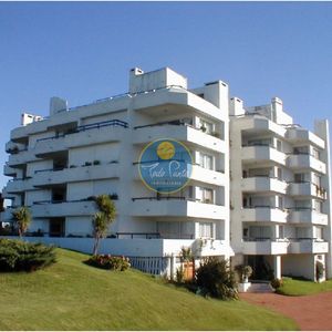Frente Al Mar, Pinares Venta  2 Dormitorios Punta Del Este