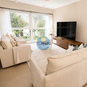 Apartamento En Venta De 2 Dormitorios En Complejo Solanas, Punta Ballena