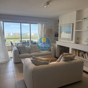 Amplio Apartamento En Venta En Avda. Roosevelt Con 3 Dormitorios Torre Dormar Punta Del Este
