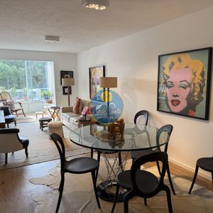 Ideal Todo El Año Apto Para La Venta En Punta Del Este, 2 Dormitorios Y Dependencia