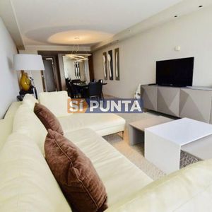 Apartamento En Alquiler Temporario Playa Mansa 2 Dormitorios Sunrise Tower
