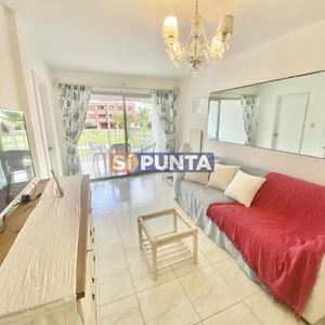 Apartamento En Mansa, 3 Dormitorios *