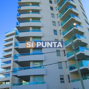 Apartamento En Oportunidad!!!  A Metros Del Mar