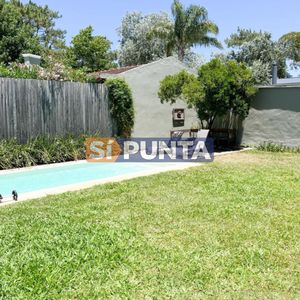 Casa De 4 Dormitorios En Alquiler La Barra