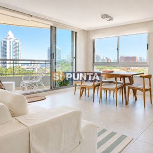 Excelente Apartamento De 2 Dormitorios En Ocean Drive, Punta Del Este