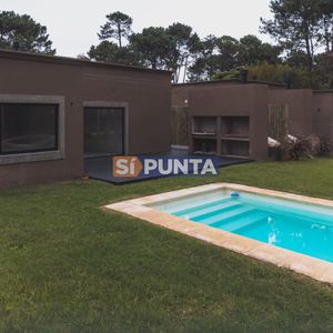 Casa En Venta A Estrenar, 3 Dormitorios, Barrio Privado Parque Burnett Pinares