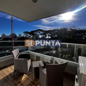 Apartamento De 1 Dormitorio En Venta, Con Vista A Agradable Entorno