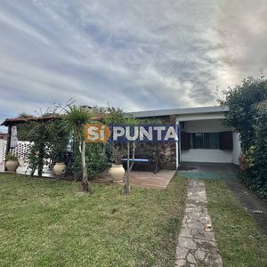 Casa De 3 Dormitorios En Venta Playa Mansa