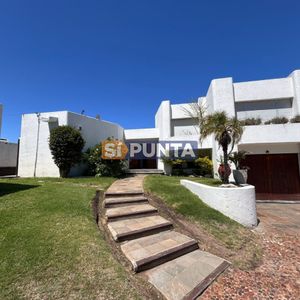 Casa En Punta Ballena, Solanas