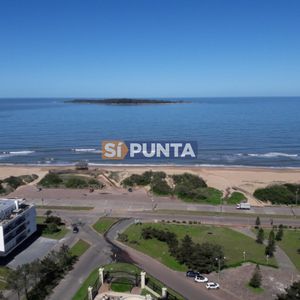 Vista Al Mar En Edificio Le Jarden