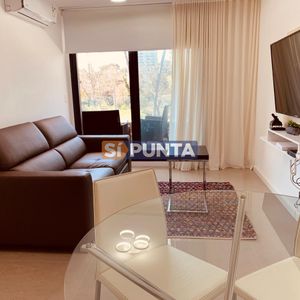 Apartamento De 1 Dormitorio En Playa Mansa