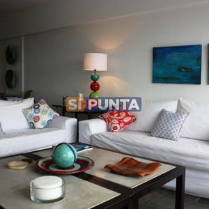 Apartamento En Playa Brava Alquiler