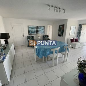 Apartamento En Punta Del Este En Venta