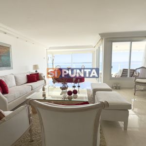 Venta Apartamento De 3 Dormitorios En Primera Linea - Mansa