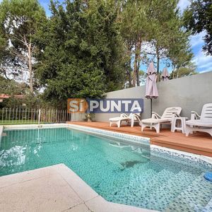 Casa De 4 Dormitorios En Venta - Solanas