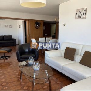 Apartamento En Alquiler Anual Zona De Península !!!
