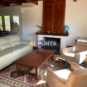 Casa En Alquiler - Aidy Grill
