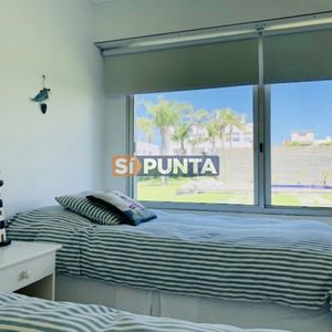 Alquiler Temporario De Apartamento De Tres Dormitorios En Playa Montoya, La Barra