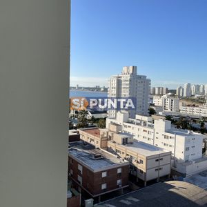Apartamento En Alquiler Anual